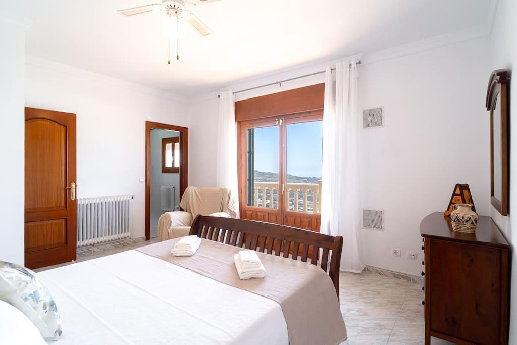 Dream With Parking, Private Pool And Views Willa *