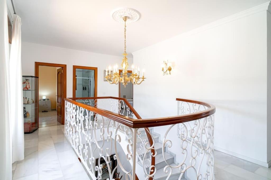Willa Dream With Parking, Private Pool And Views Malaga