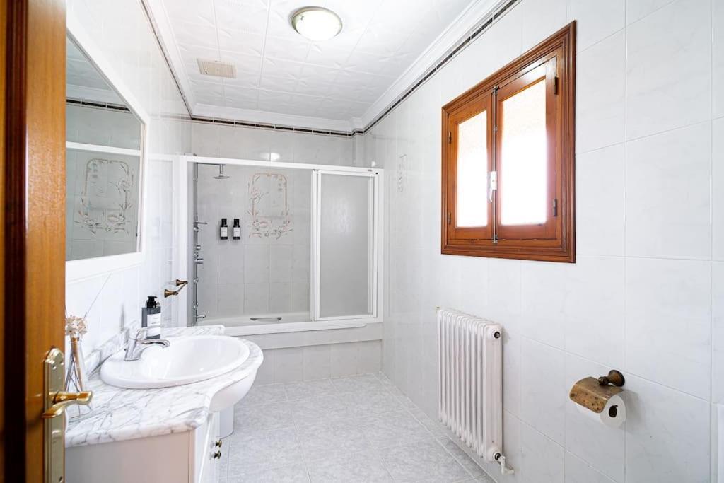 Dream With Parking, Private Pool And Views Malaga