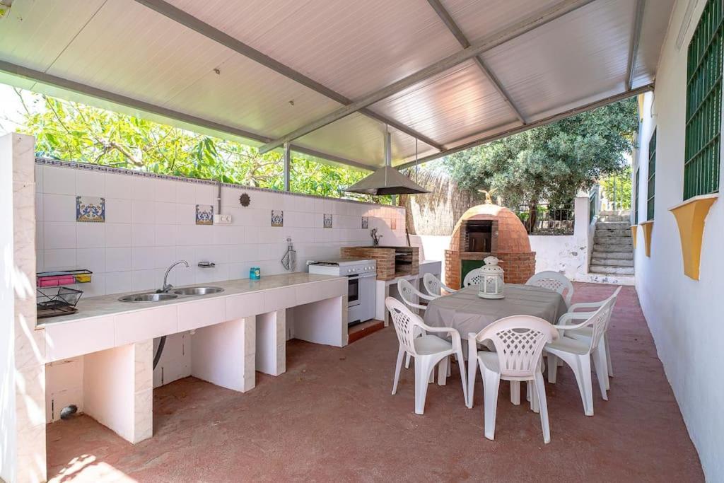 Dream With Parking, Private Pool And Views *