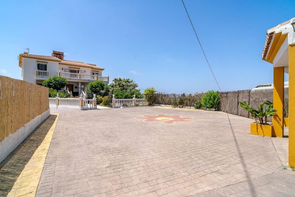 Dream With Parking, Private Pool And Views *