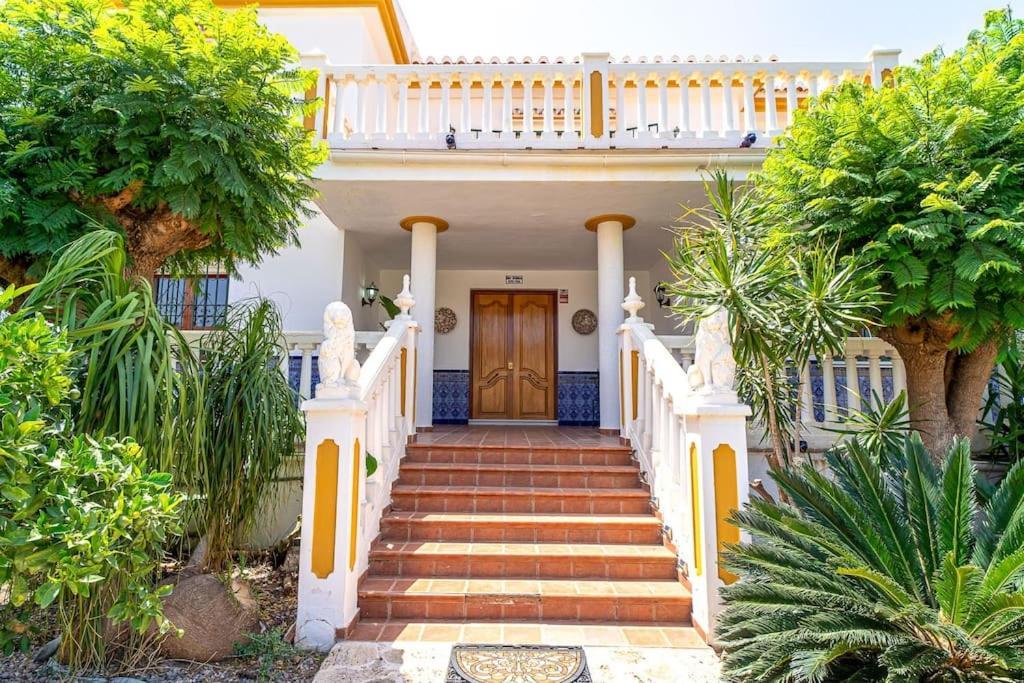 Dream With Parking, Private Pool And Views Willa *