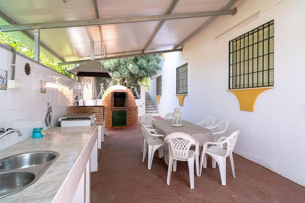 Villa Dream With Parking, Private Pool And Views